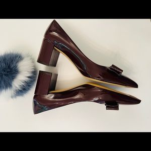 Ferragamo pumps burgundy